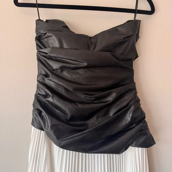Simkhai Arie Faux Leather Bustier Dress Black White Pleated Strapless Sz 2 NWT - Picture 7 of 16
